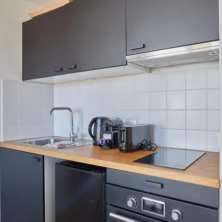 Double L 15min From Eiffel Tower By Car