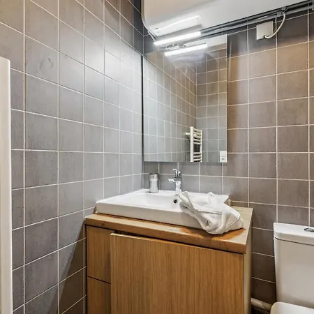 Double L 15min From Eiffel Tower By Car